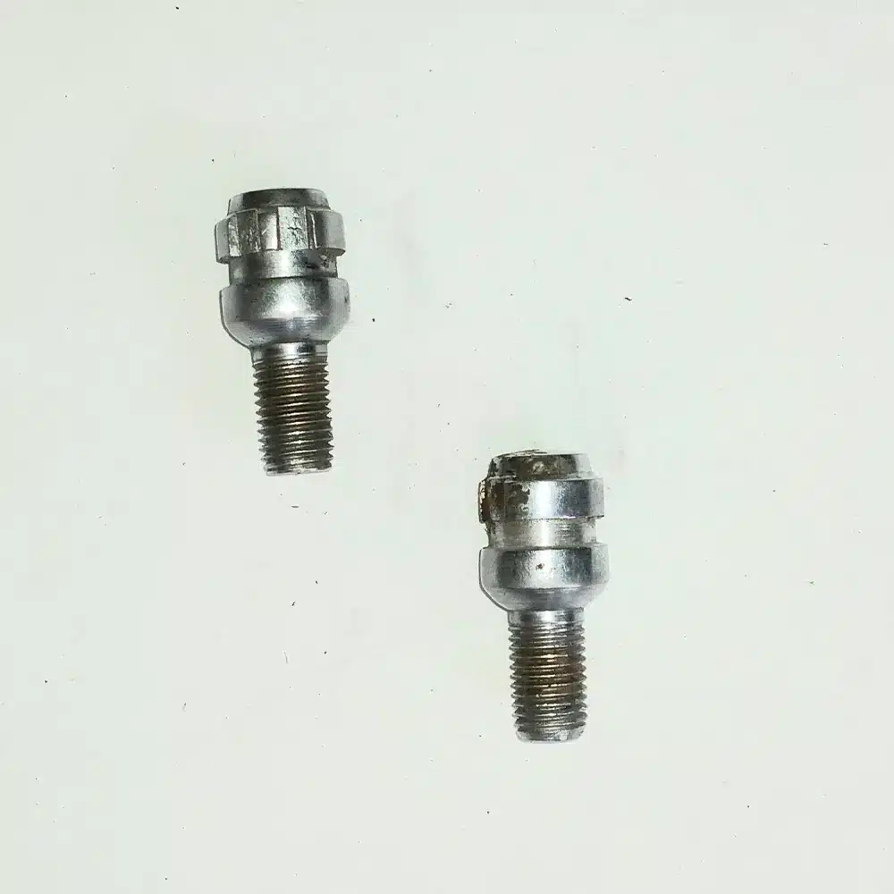 Birlo Cromado Rin Magnesio A1-A2-Pointer 1 Birlo Cromado Rin Magnesio A1-A2-Pointer